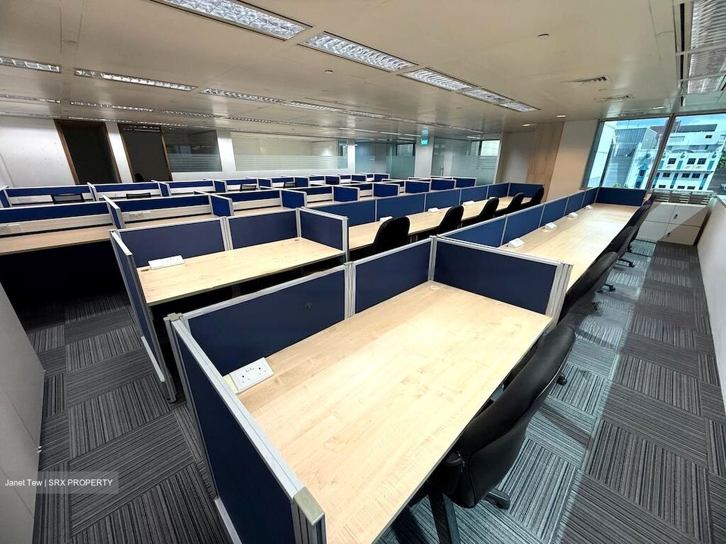 Odeon Towers (D7), Office #457508911